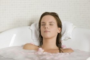 http://thedetoxspecialist.com/blog/wp-content/uploads/2011/11/DetoxBathSoak-300x199.jpg
